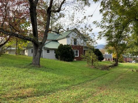 61 Fairview Road Andrews NC 28901