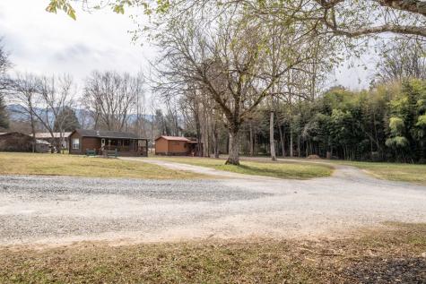 29/33/49 Breedlove Drive Andrews NC 28901