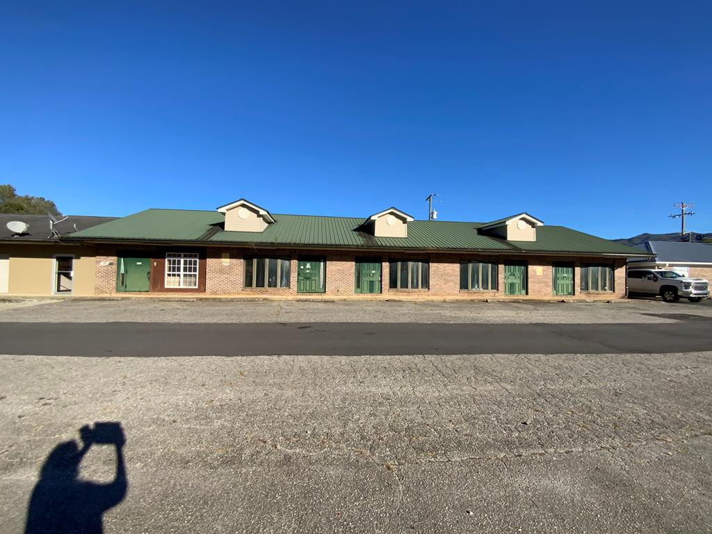 18-28 Town Branch Road Andrews NC 28901