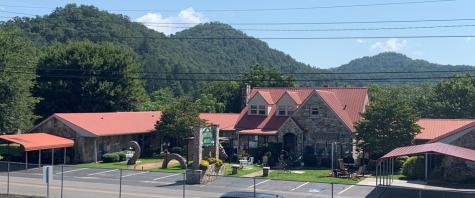 290 N Main Street Robbinsville NC 28771