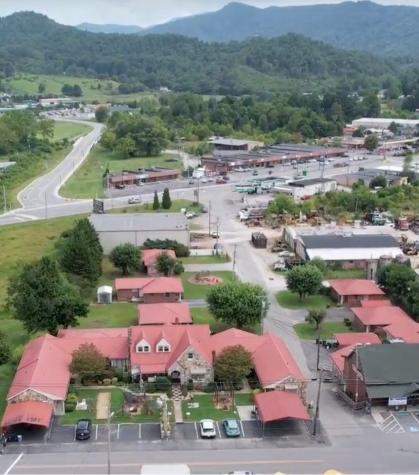 290 N Main Street Robbinsville NC 28771