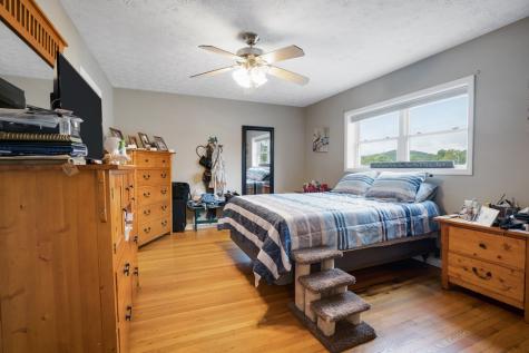 6 Sanderson Street Hayesville NC 28904