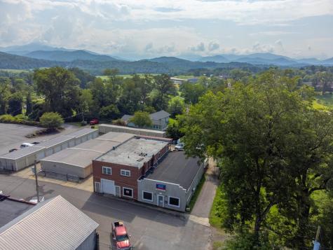 6 Sanderson Street Hayesville NC 28904