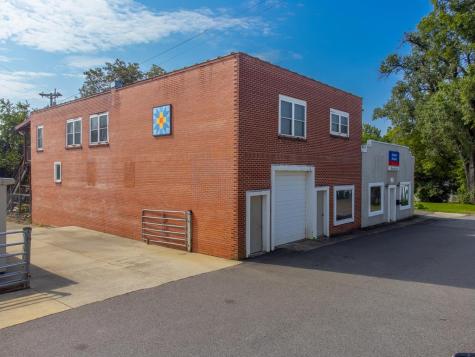 6 Sanderson Street Hayesville NC 28904