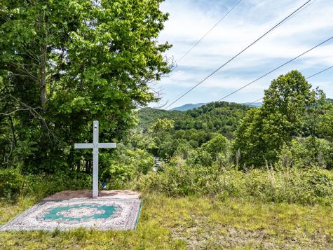3674 Us 19 Marble NC 28905