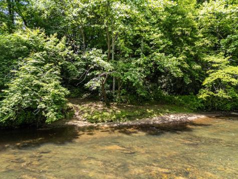 3674 Us 19 Marble NC 28905