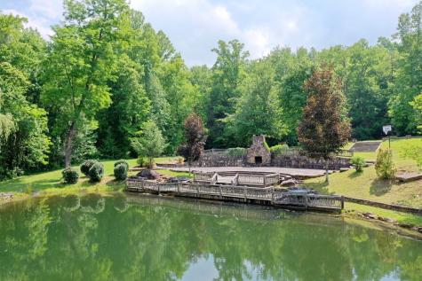 24 Cahill Drive Andrews NC 28901