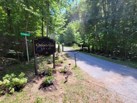 24 Cahill Drive Andrews NC 28901
