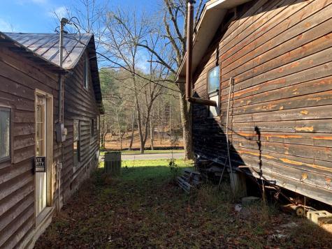 1933B Ford Road Warne NC 28909