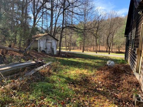 1933B Ford Road Warne NC 28909