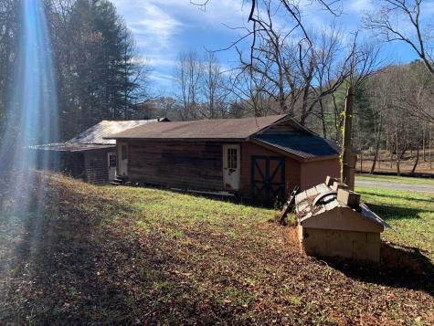 1933B Ford Road Warne NC 28909