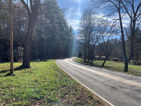 1933B Ford Road Warne NC 28909