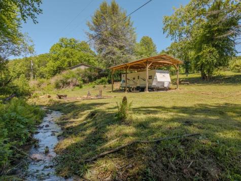 1170 Oakgrove Road Murphy NC 28906