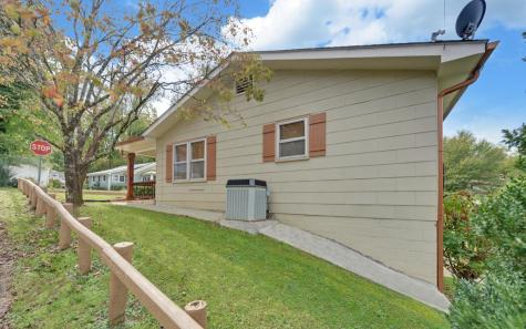 77 East Avenue Murphy NC 28906