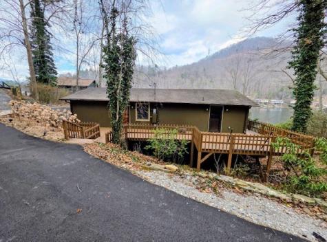23 Moseley Way Robbinsville NC 28771