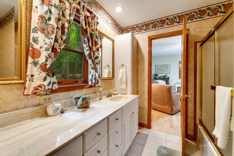 1221 Sam Cove Robbinsville NC 28771