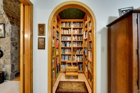 1221 Sam Cove Robbinsville NC 28771