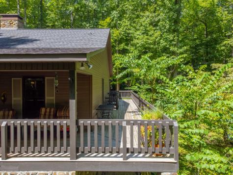 1221 Sam Cove Robbinsville NC 28771