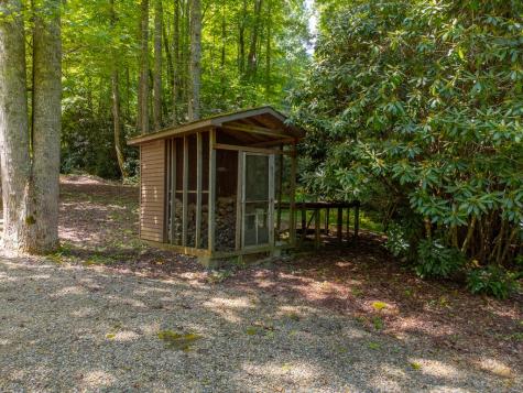 1221 Sam Cove Robbinsville NC 28771