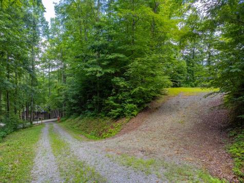 1221 Sam Cove Robbinsville NC 28771