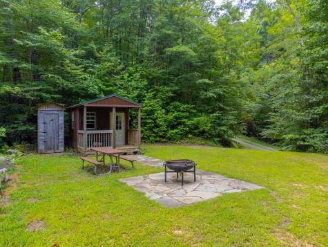 1221 Sam Cove Robbinsville NC 28771