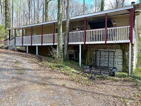 696 Chatuge Village Circle Hayesville NC 28904