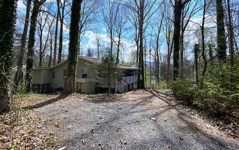 696 Chatuge Village Circle Hayesville NC 28904