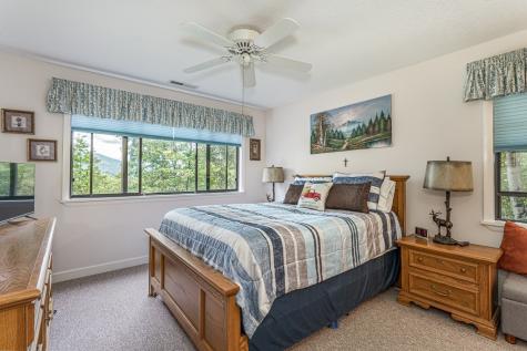 45 Looking Glass Road Andrews NC 28901