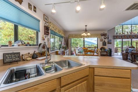 45 Looking Glass Road Andrews NC 28901