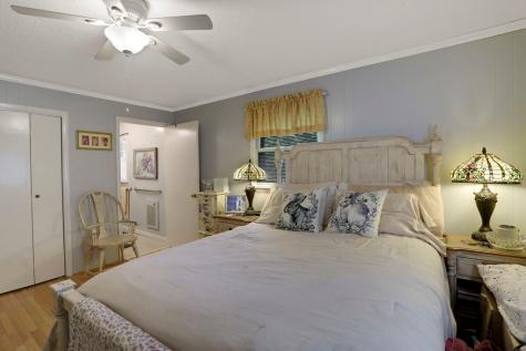 16 Lois Lane Hayesville NC 28904