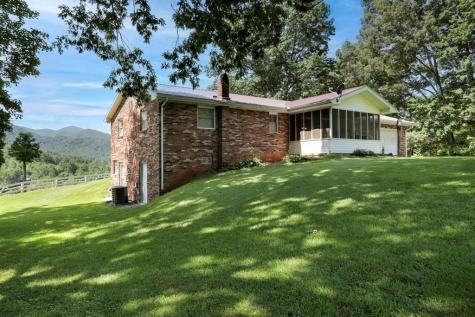 16 Lois Lane Hayesville NC 28904