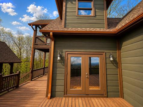 486 Henderson Lane Mineral Bluff GA 30559