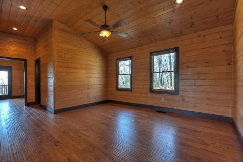 486 Henderson Lane Mineral Bluff GA 30559