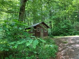 1275 Taylor Road Hiawassee GA 30546