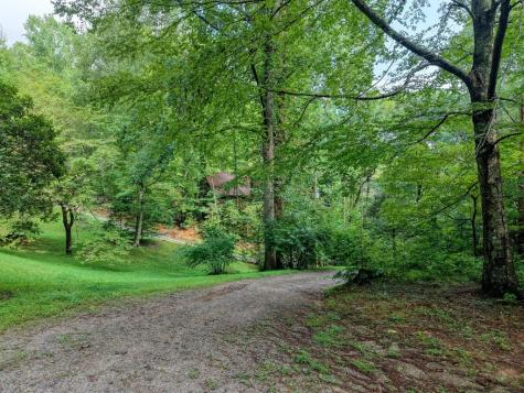 1275 Taylor Road Hiawassee GA 30546