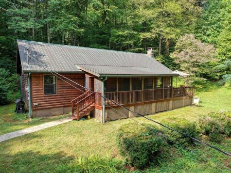 1275 Taylor Road Hiawassee GA 30546