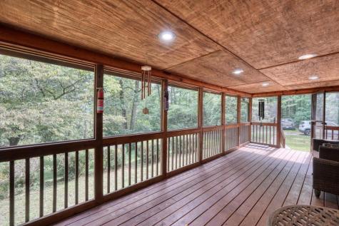 1275 Taylor Road Hiawassee GA 30546