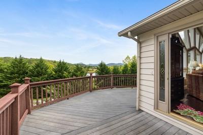 1396 Deerfield Road Young Harris GA 30582