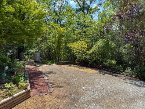 52 Bear Track Road Andrews NC 28901