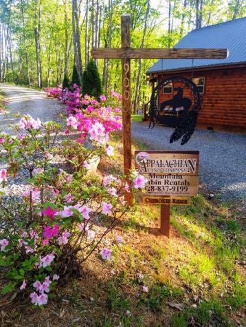 900 Cherokee Oaks Drive Murphy NC 28906