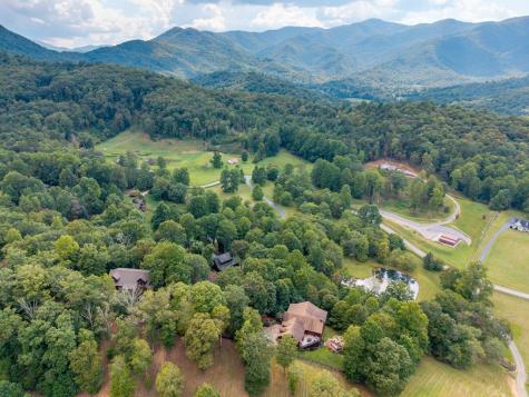 3383 Indian Springs Drive Hiawassee GA 30546