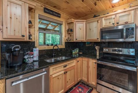 10 Oakcrest Lane Murphy NC 28906