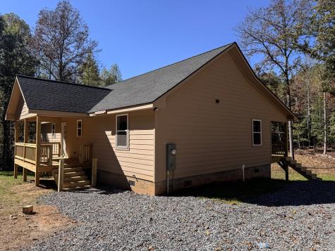 1082 Hilltop Road Murphy NC 28906