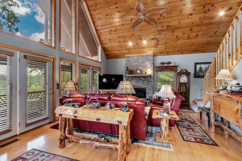 40 Crab Apple Lane Murphy NC 28906