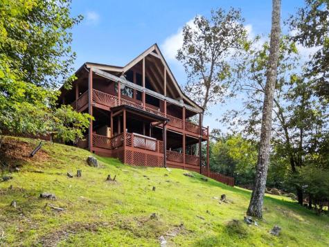 40 Crab Apple Lane Murphy NC 28906