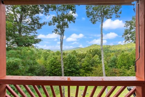 40 Crab Apple Lane Murphy NC 28906