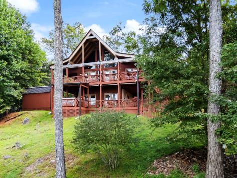 40 Crab Apple Lane Murphy NC 28906