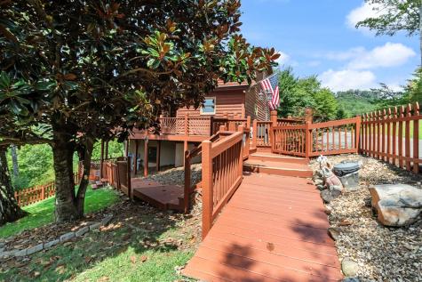 40 Crab Apple Lane Murphy NC 28906