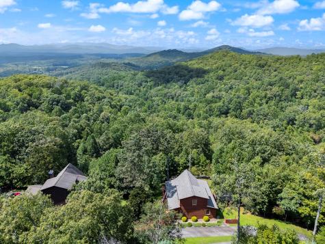 40 Crab Apple Lane Murphy NC 28906