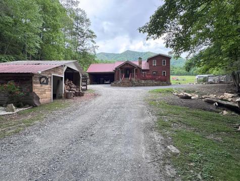 21804 Us Highway 19 Andrews NC 28901